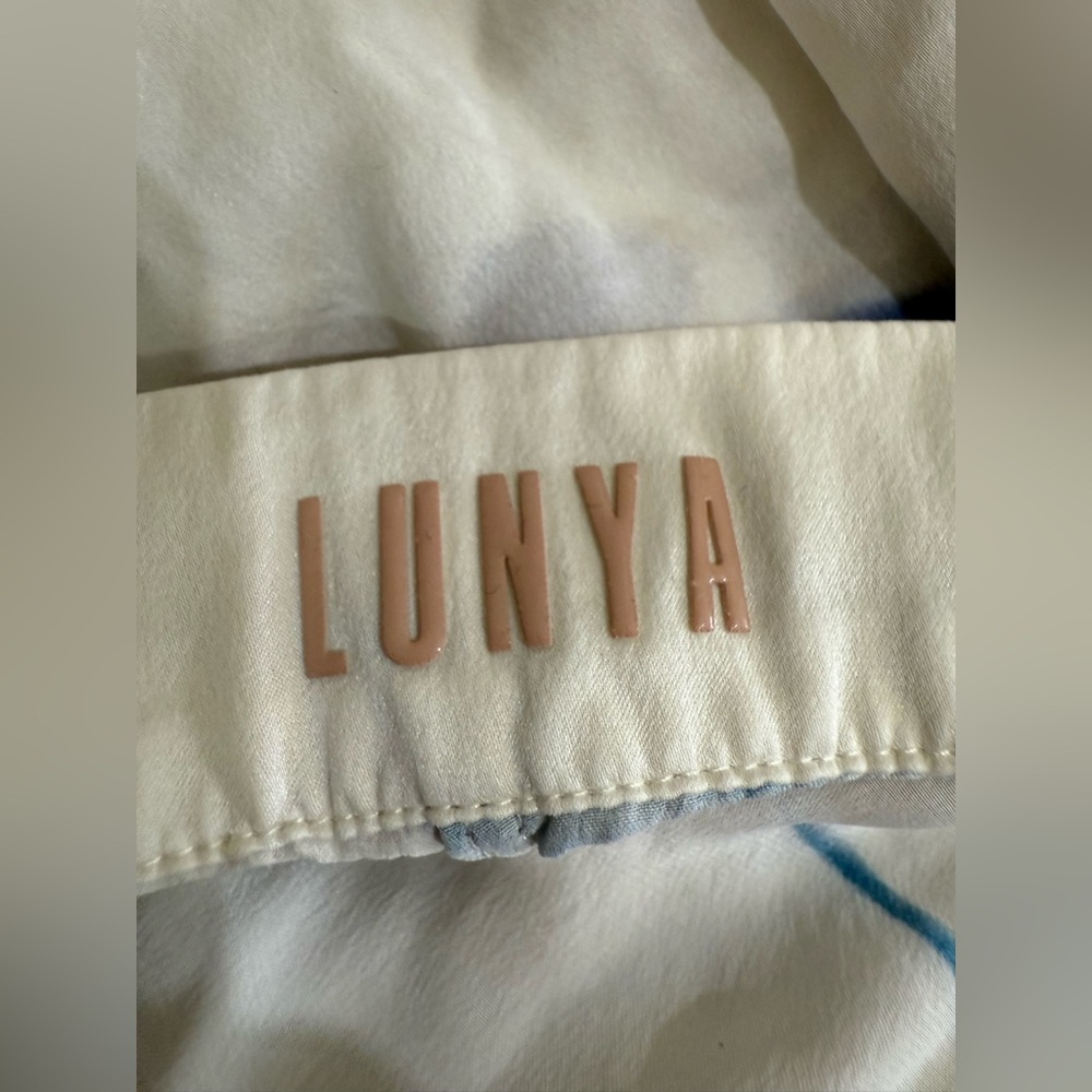 lunya Cream and Blue Floral Tie-Dye Short Lounge Set - Picture 3 of 13